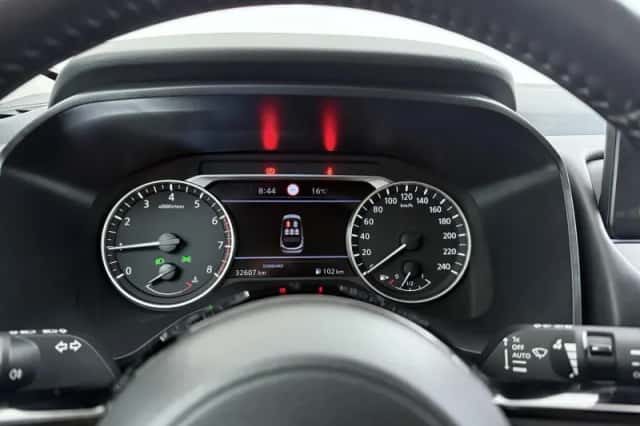 Nissan Qashqai (2023) thumbnail 10