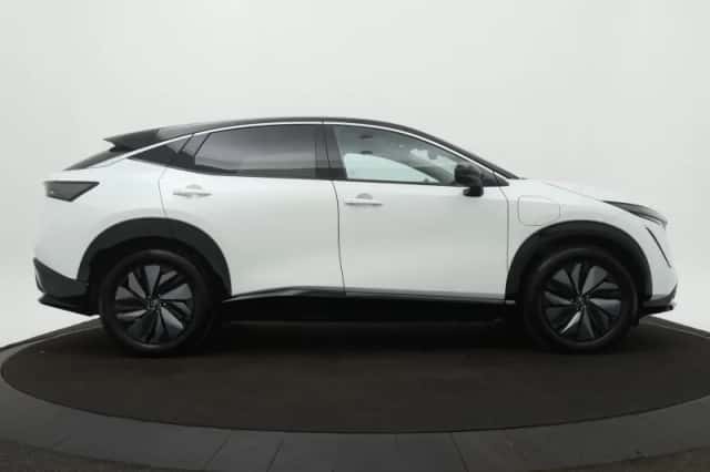 Nissan Ariya (2025) thumbnail 7