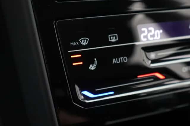 Volkswagen T-Cross (2022) thumbnail 23