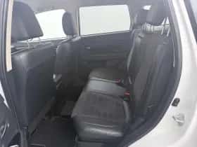 Mitsubishi Outlander (2018) thumbnail 14