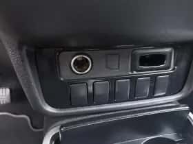 Mitsubishi Outlander (2018) thumbnail 18