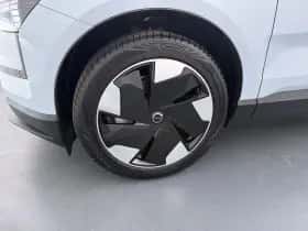 Volvo EX30 (2024) thumbnail 16