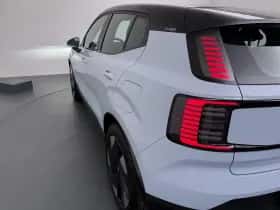 Volvo EX30 (2024) thumbnail 33