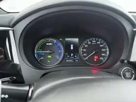 Mitsubishi Outlander (2021) thumbnail 10