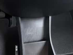 Volvo EX30 (2024) thumbnail 18