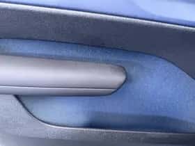 Volvo EX30 (2024) thumbnail 24
