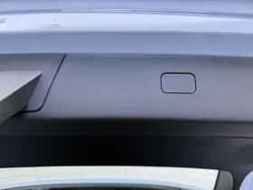 Volvo EX30 (2024) thumbnail 30
