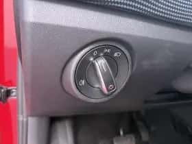 Volkswagen E-up! (2023) thumbnail 23