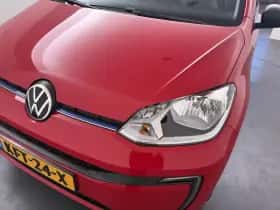 Volkswagen E-up! (2023) thumbnail 32