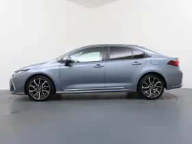 Toyota Corolla (2019) thumbnail 2