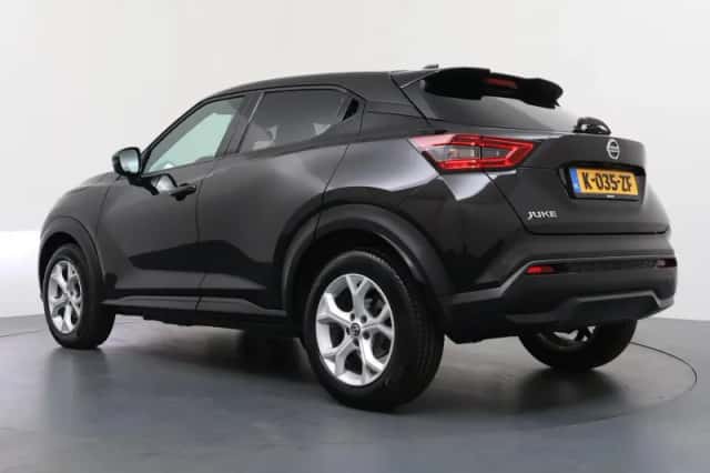 Nissan Juke (2021) thumbnail 3