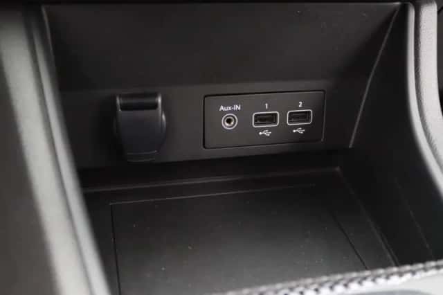 Renault Captur (2020) thumbnail 12