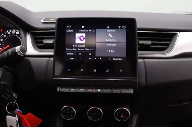 Renault Captur (2020) thumbnail 15