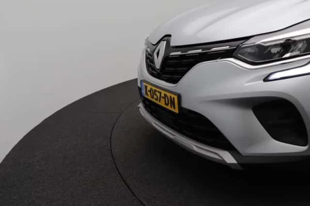 Renault Captur (2020) thumbnail 22