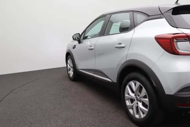 Renault Captur (2020) thumbnail 30