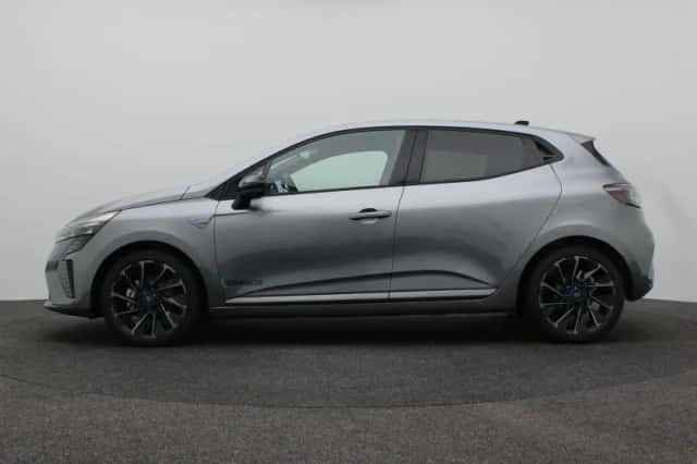 Renault Clio (2025) thumbnail 2