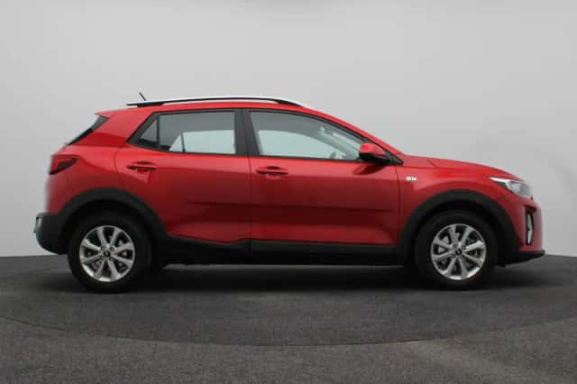 Kia Stonic (2022) thumbnail 6