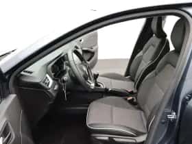 Renault Clio (2021) thumbnail 13