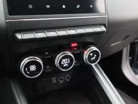 Renault Clio (2021) thumbnail 23