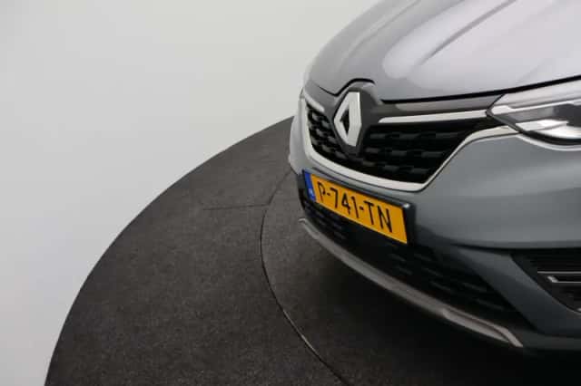 Renault Arkana (2022) thumbnail 33