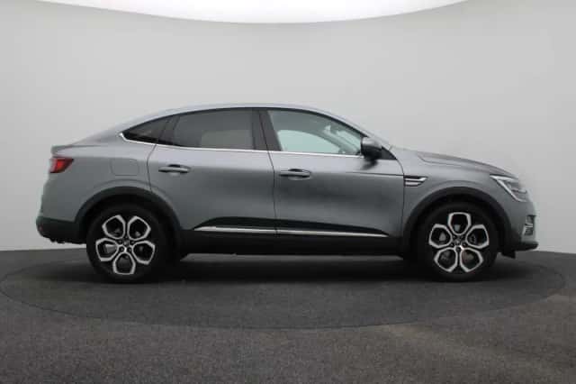 Renault Arkana (2022) thumbnail 6