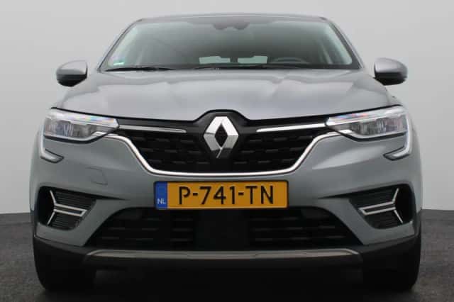 Renault Arkana (2022) thumbnail 8