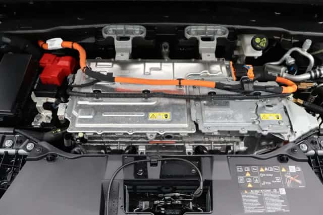 Renault Mégane E-Tech (2025) thumbnail 34