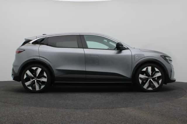 Renault Mégane E-Tech (2025) thumbnail 6