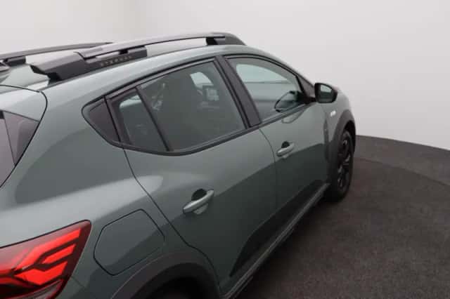 Dacia Sandero Stepway (2024) thumbnail 35