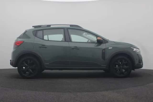 Dacia Sandero Stepway (2024) thumbnail 6