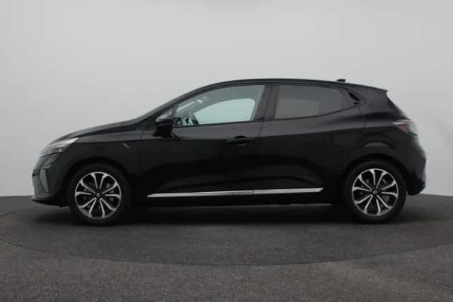 Renault Clio (2025) thumbnail 2