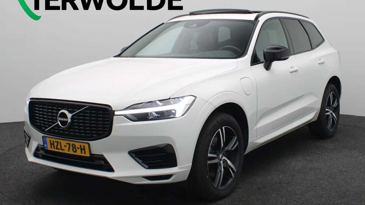 Volvo XC60 (2021) — foto 1