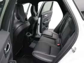 Volvo XC60 (2021) thumbnail 14