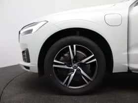 Volvo XC60 (2021) thumbnail 17