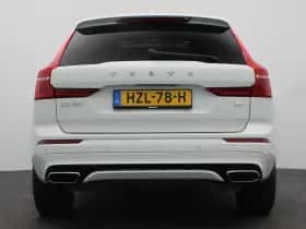 Volvo XC60 (2021) thumbnail 4