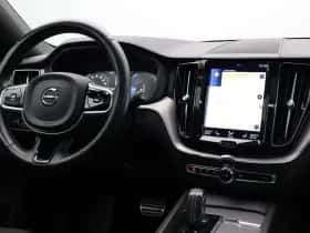 Volvo XC60 (2021) thumbnail 36