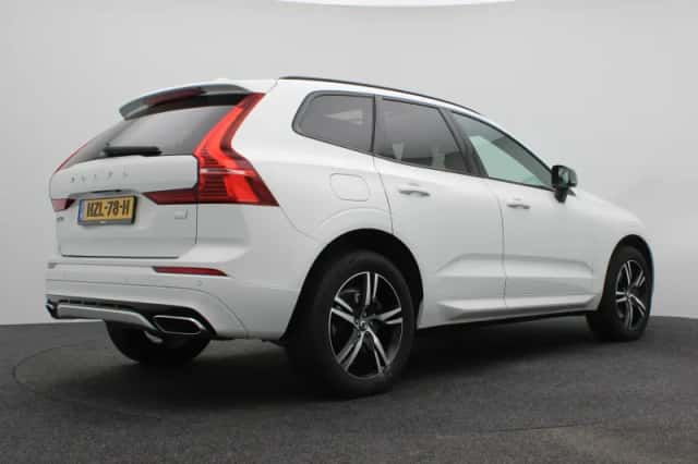Volvo XC60 (2021) thumbnail 5
