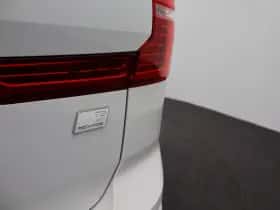 Volvo XC60 (2021) thumbnail 42