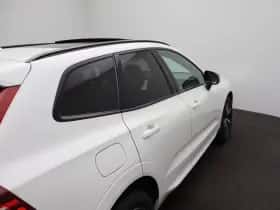 Volvo XC60 (2021) thumbnail 44