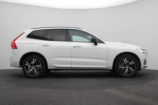 Volvo XC60 (2021) thumbnail 6