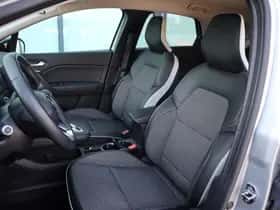Renault Captur (2021) thumbnail 22