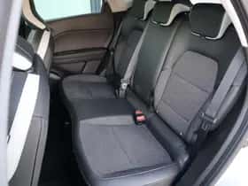 Renault Captur (2021) thumbnail 6
