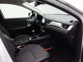 Renault Captur (2024) thumbnail 29