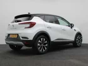 Renault Captur (2024) thumbnail 5