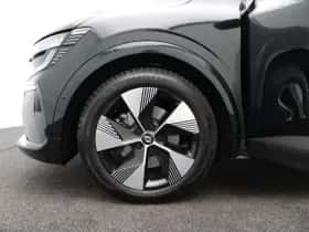 Renault Mégane E-Tech (2023) thumbnail 17