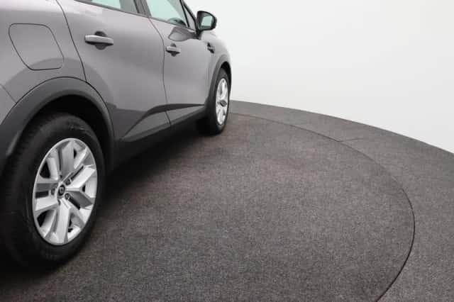 Renault Captur (2022) thumbnail 36