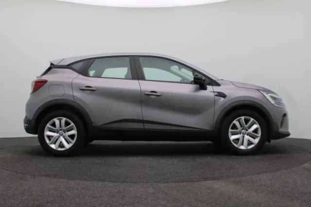 Renault Captur (2022) thumbnail 6