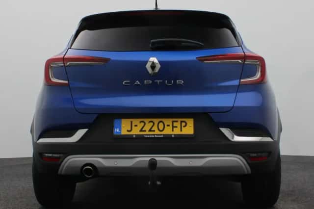 Renault Captur (2020) thumbnail 4