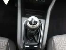 Renault Clio (2024) thumbnail 12