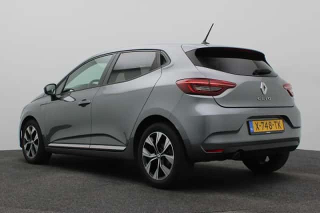 Renault Clio (2024) thumbnail 3